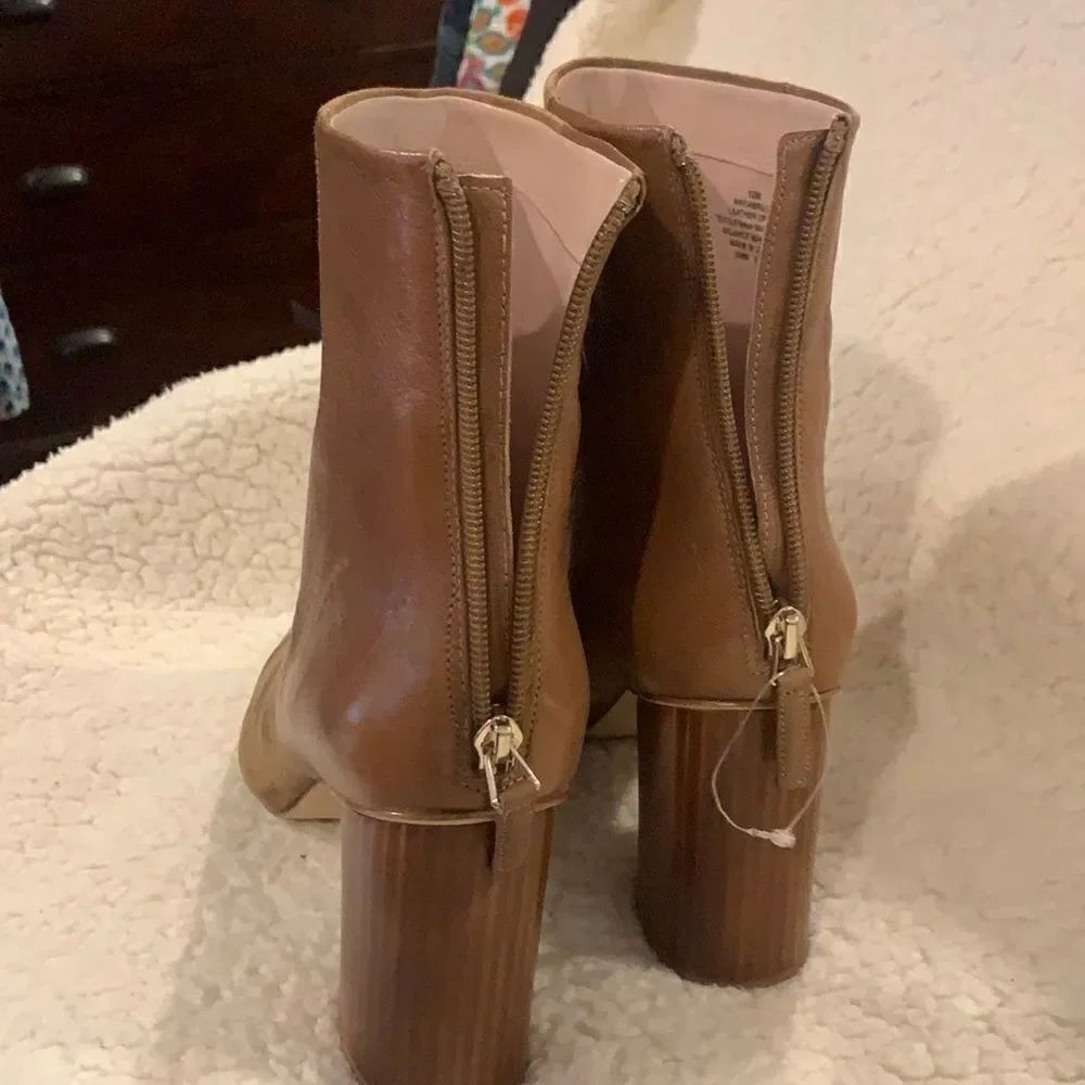 New Nine West Brown Suede boots - Picture 9 of 10